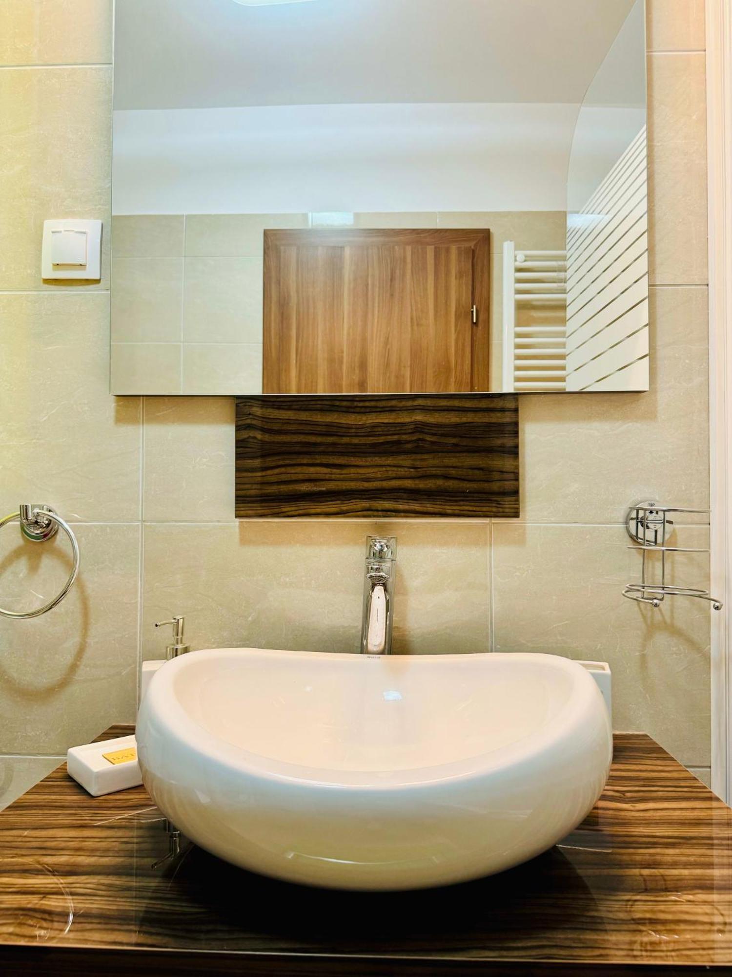 Joy City Stay Forest 84 Timisoara Exterior foto